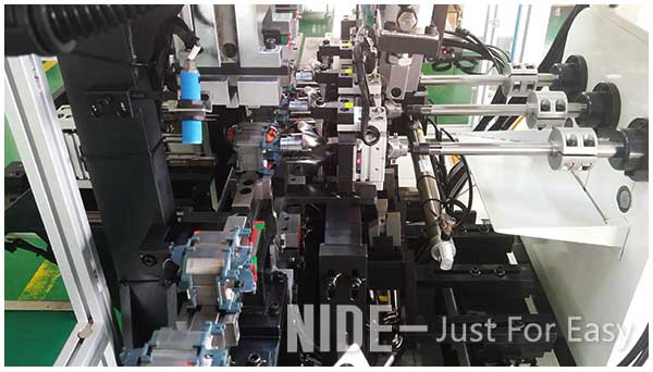 Auto 2 poles three stations stator winding machine-91.jpg