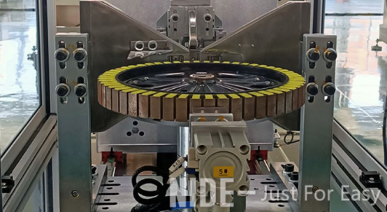 stator winding machine